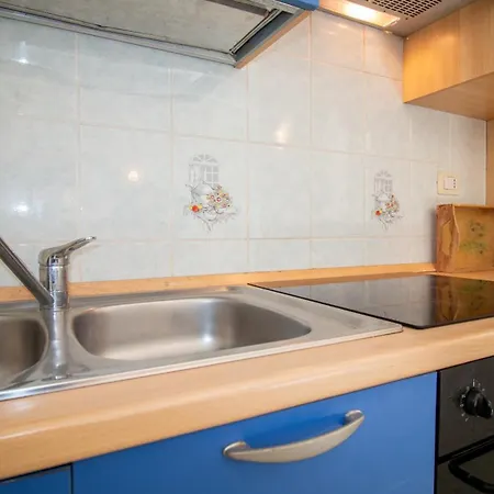 Hibiscus House-mediterranean Bliss Daire
