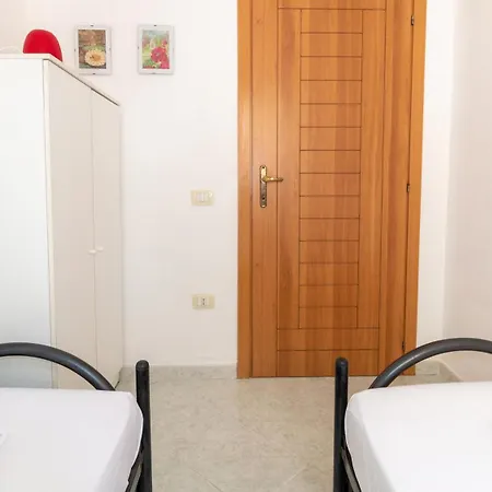 Hibiscus House-mediterranean Bliss Daire